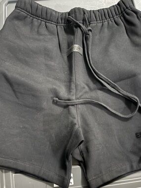 Fear of God Men’s Athletic Shorts - Black